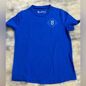 Boys short sleeve shirt.